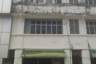 3 storey Office Setiawangsa Peaceful Location,ada Parking, Sewa Murah