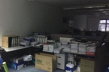 3 storey Office Setiawangsa Peaceful Location,ada Parking, Sewa Murah