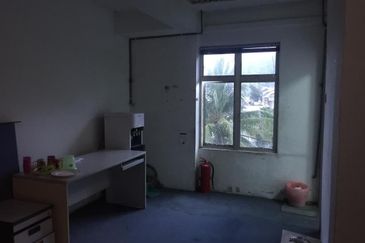 3 storey Office Setiawangsa Peaceful Location,ada Parking, Sewa Murah