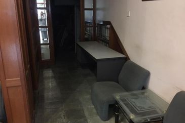 3 storey Office Setiawangsa Peaceful Location,ada Parking, Sewa Murah