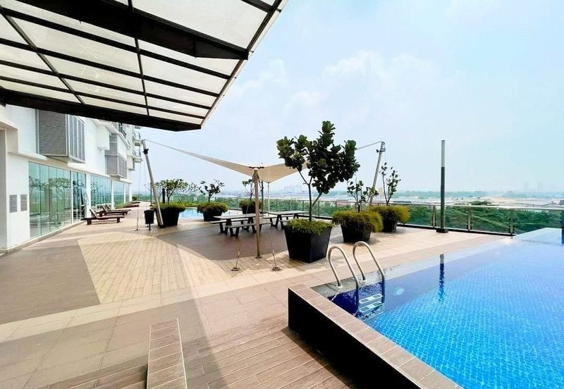 Koi Suites Condominium