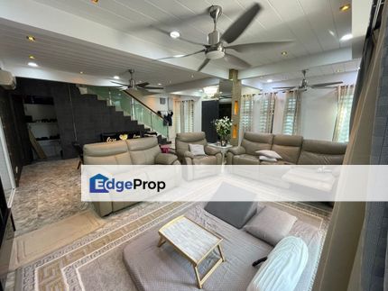 2sty Corner Taman Kinrara Puchong Nonbumi, Full Reno, Kitchen Cabinet, Selangor, Puchong