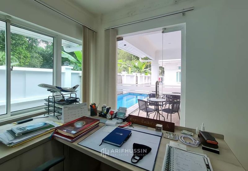 Seksyen 10, Shah Alam