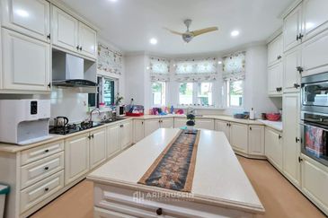 Seksyen 10, Shah Alam