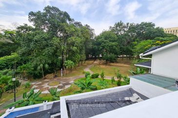 Seksyen 10, Shah Alam