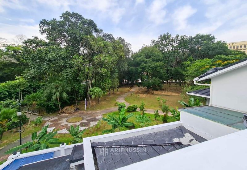 Seksyen 10, Shah Alam