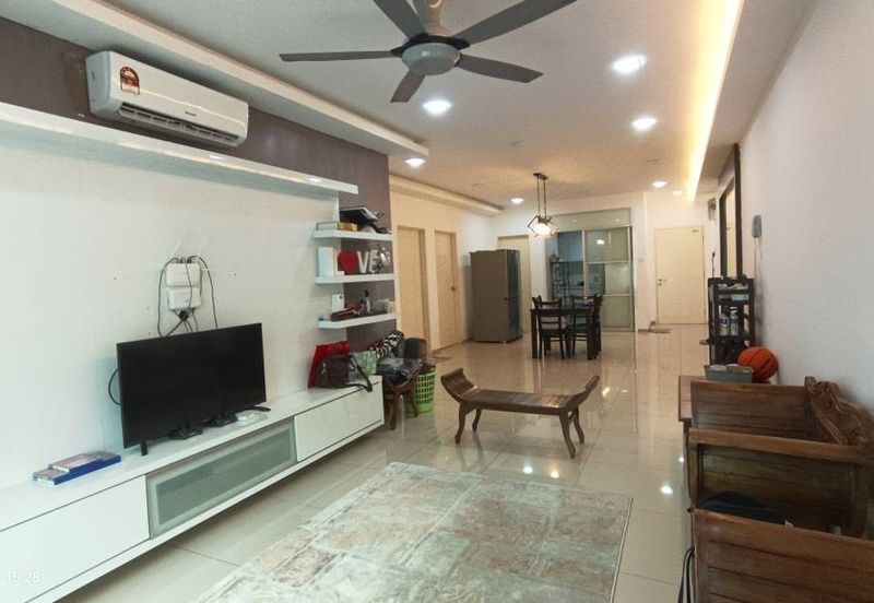 Vista Alam Serviced Apartment