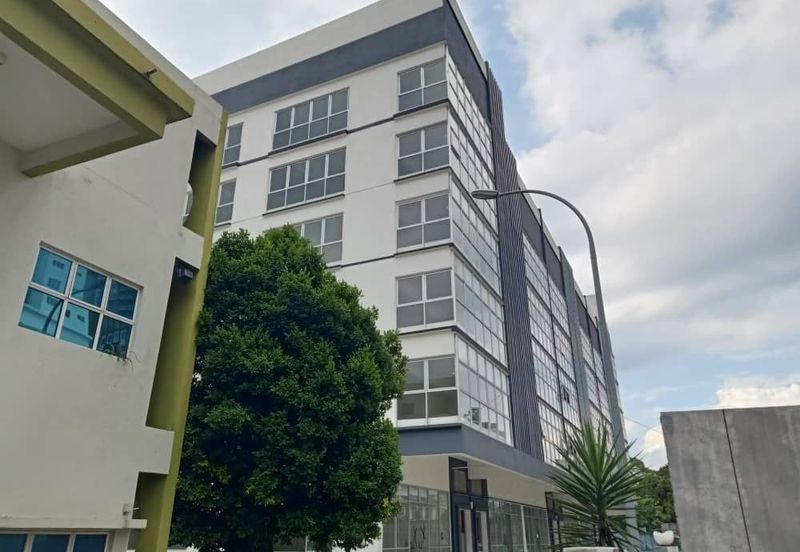 Office Shop in front Jalan Sentul Pasar,Good for Business,High Traffic