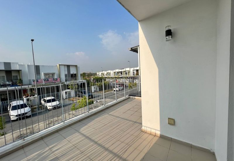 Casa Wood, CyberSouth