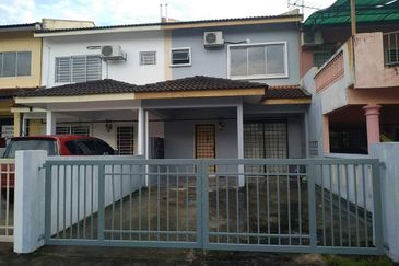 Taman Pinggiran Putra