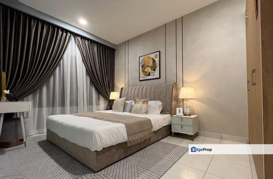 Freehold Service Residence Kota Warisan Sepang Murah 4rooms 2 car park, Selangor, Sepang
