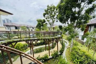 Isle of Botanica, Setia Eco Glades