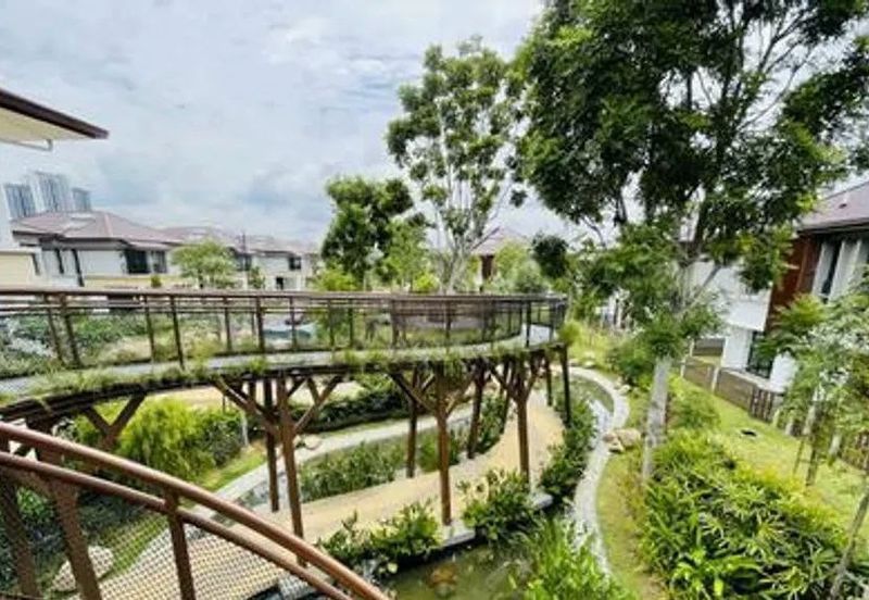 Isle of Botanica, Setia Eco Glades