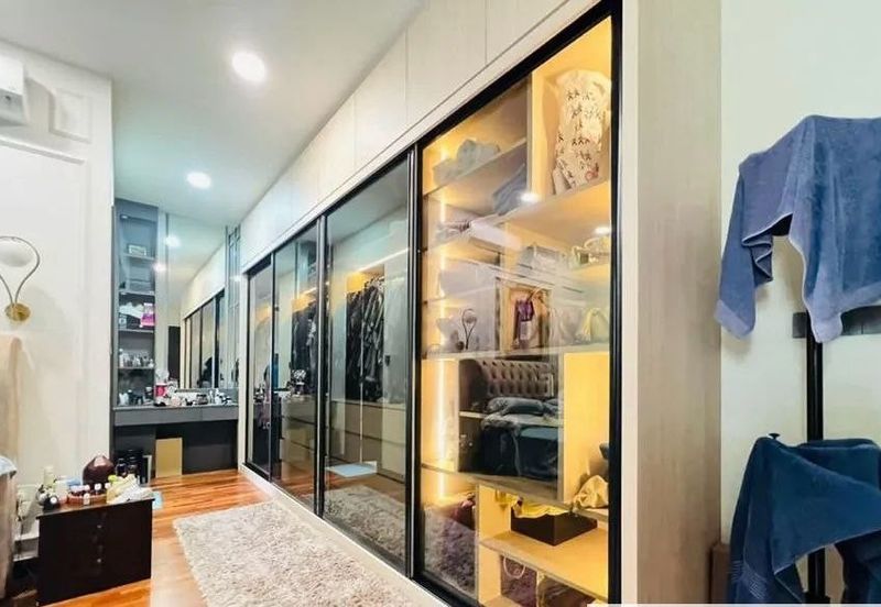 Isle of Botanica, Setia Eco Glades