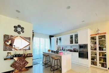 Isle of Botanica, Setia Eco Glades