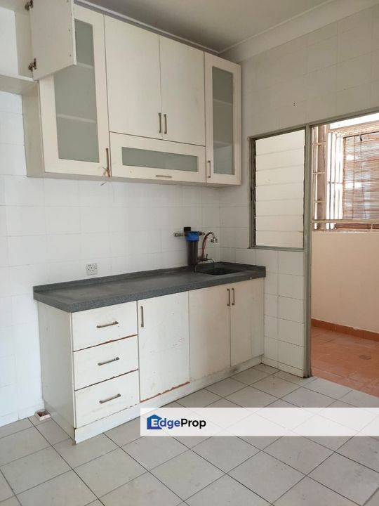 Cahaya Permai Apartment Seri Kembangan Non Bumi, Near AEON MRT Equine, Selangor, Seri Kembangan