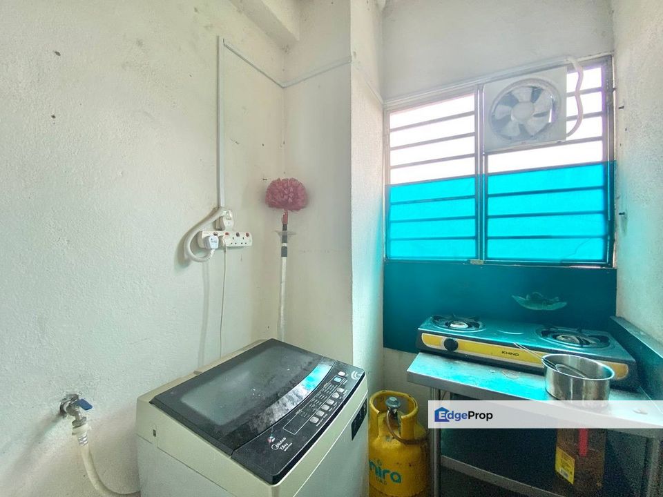 Suri Puteri Seksyen 20 Shah Alam End Unit, Balcony, Partly Furnished, Selangor, Shah Alam