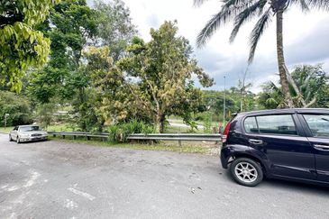 Taman Saujana Puchong