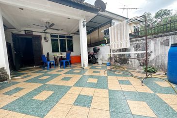 Taman Saujana Puchong