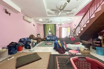 Taman Saujana Puchong