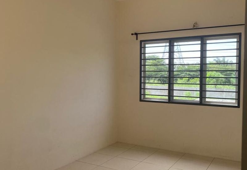 Jalan Putra Bahagia 8/2G 