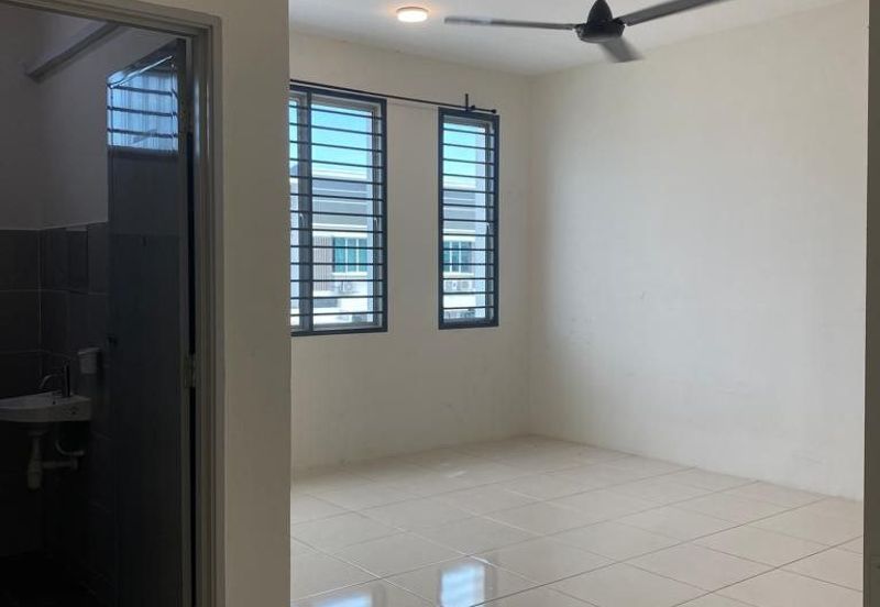 Jalan Putra Bahagia 8/2G 