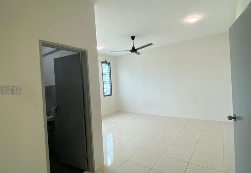 Jalan Putra Bahagia 8/2G 