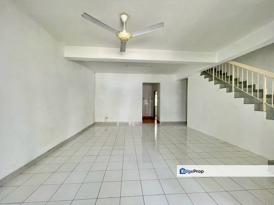 2sty Puncak Jalil Seri Kembangan Non Bumi Geran Individu Near Pavilion, Selangor, Seri Kembangan