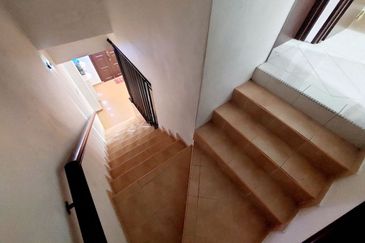 Taman Pinggiran Putra