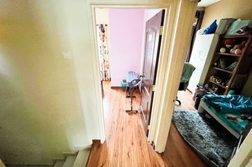 Taman Pinggiran Putra