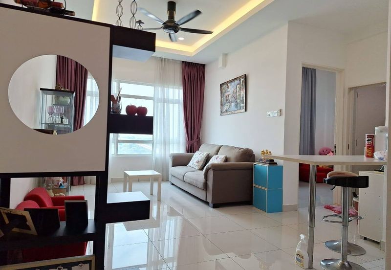 La Thea Residences @ 16 Sierra