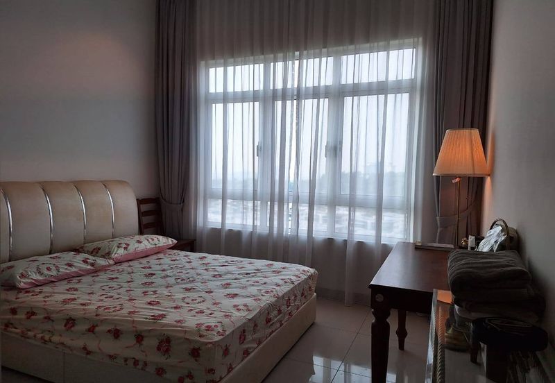 La Thea Residences @ 16 Sierra