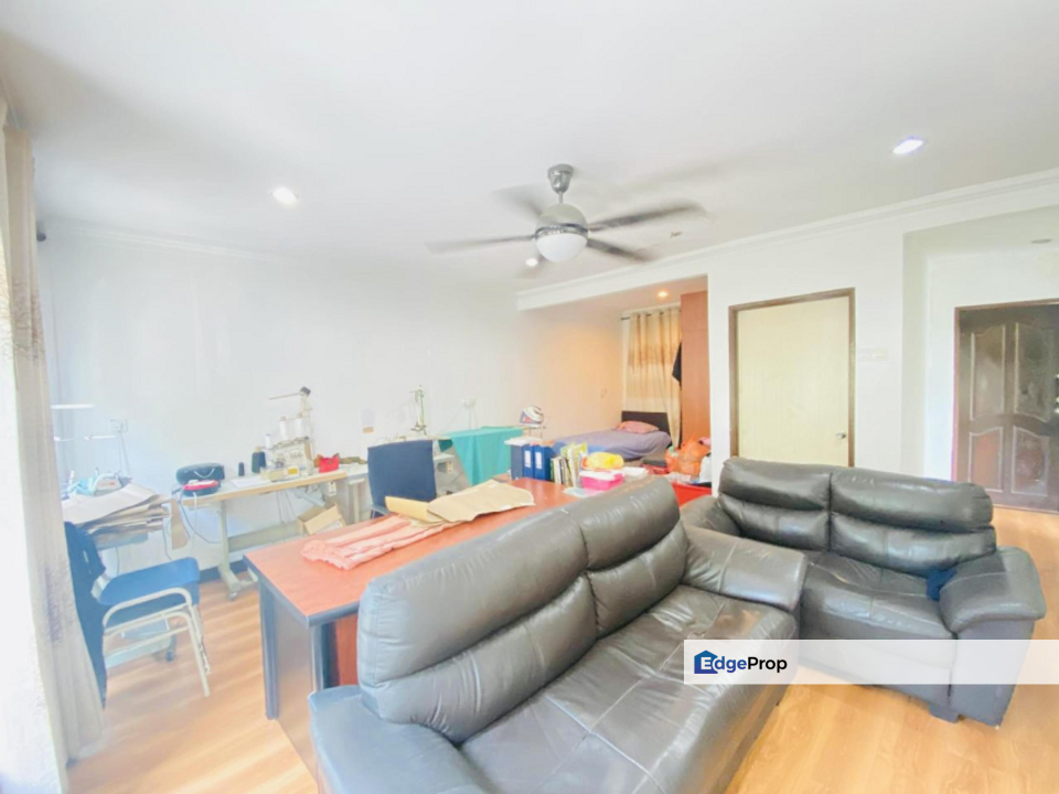 2sty Semi D Cluster Putra Perdana Puchong Murah, Full Renovate, 5rooms, Selangor, Puchong