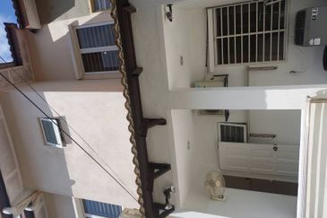 Persiaran Puncak Jalil 