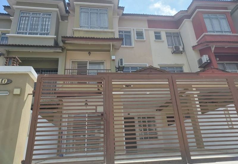 Persiaran Puncak Jalil 