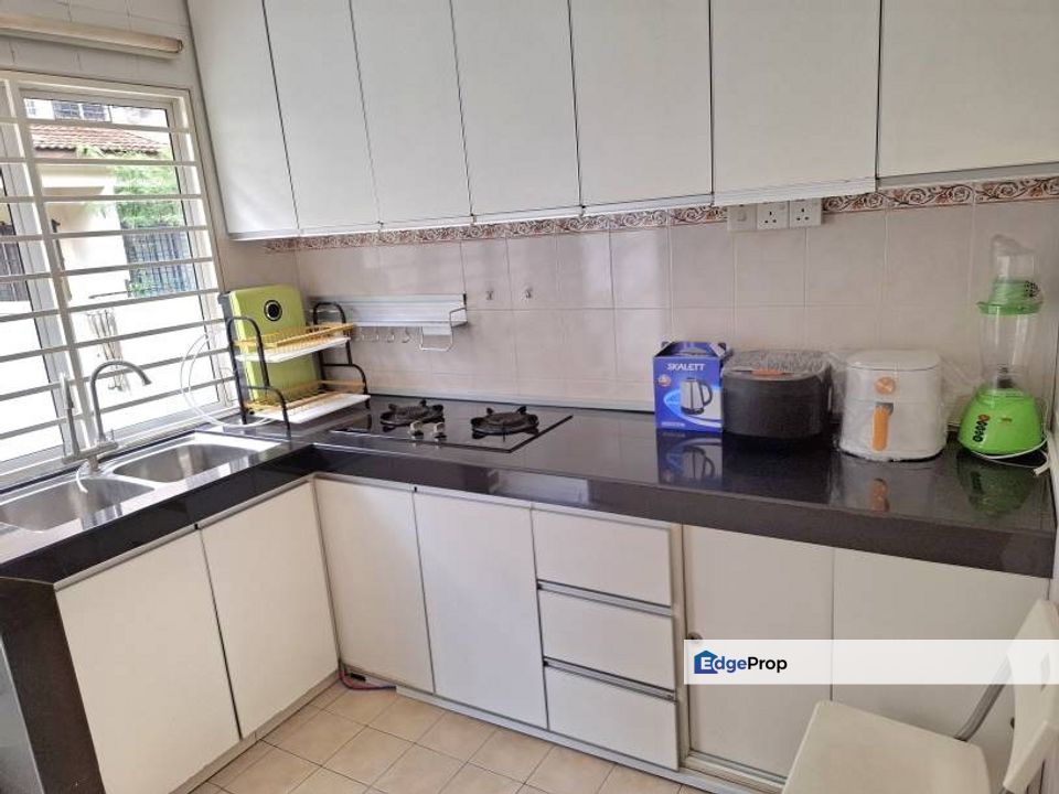 3 storey Puncak Jalil Seri Kembangan Rumah Super Cantik, Fully Furnish, Selangor, Puncak Jalil