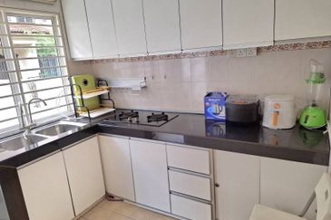 Persiaran Puncak Jalil 