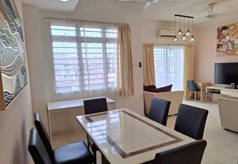 Persiaran Puncak Jalil 