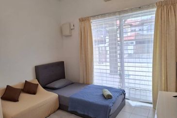 Persiaran Puncak Jalil 