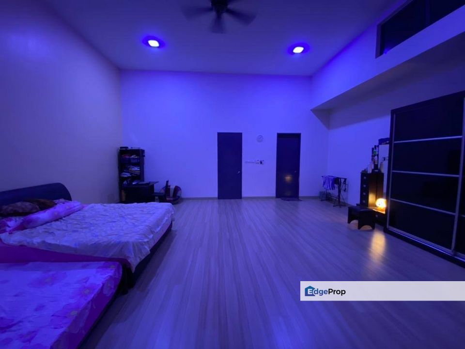 3sty Villa Bandar Nusa Putra Puchong Non Bumi, Private Pool, Spacious, Selangor, Puchong South