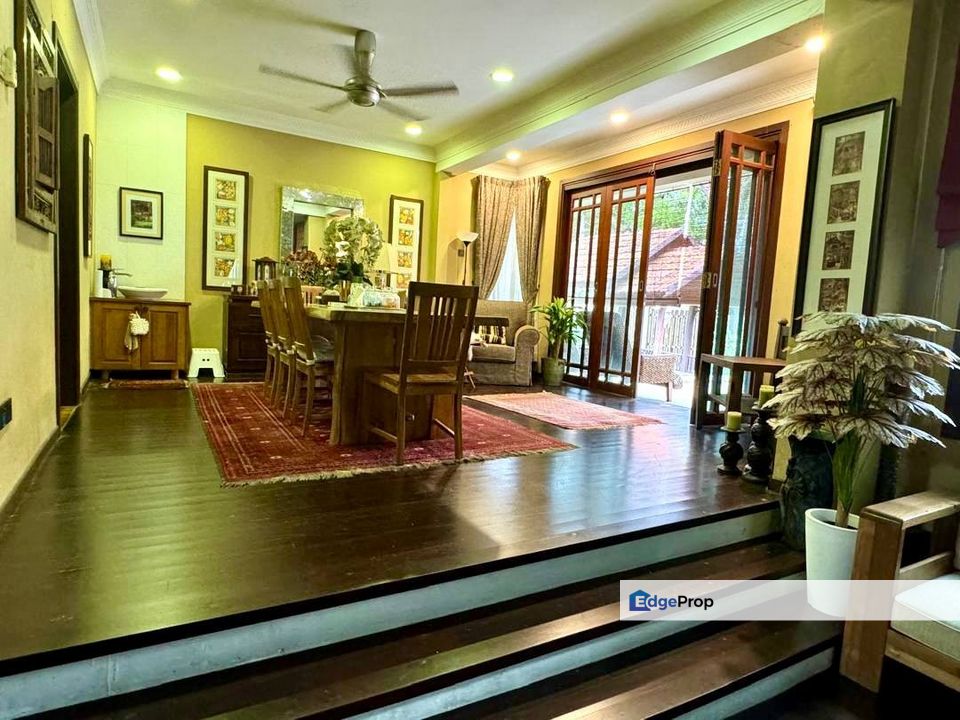 Bungalow Cantik Seksyen 11 Shah Alam koi ponds, gazebo, pergola, patio, Selangor, Shah Alam