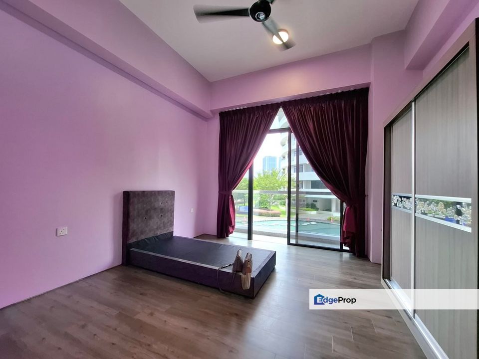 O2 Residence Condo Seri Kembangan Non Bumi,Corner,Low Floor,Face Pool, Selangor, Puchong South