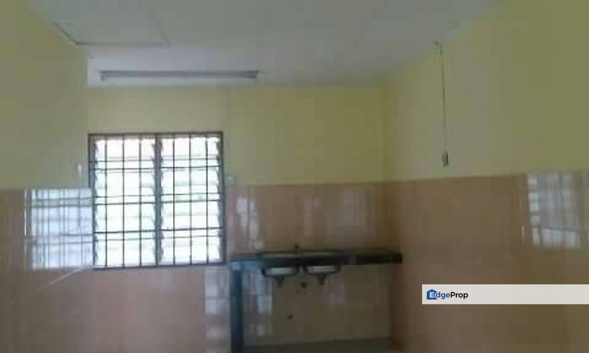 2sty terrace house Taman Tasik Puchong Corner lot, Large Area, Murahh, Selangor, Puchong