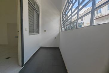 Meridin East The Greenway & The Eden