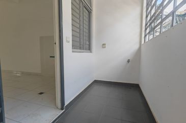 Meridin East The Greenway & The Eden