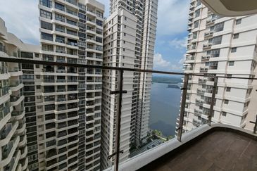 Kings Bay Country Garden @Danga Bay