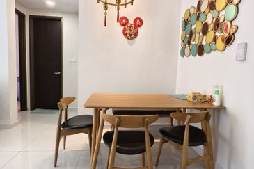 Baypoint @ Country Garden Danga Bay