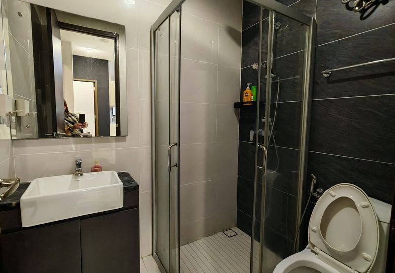 Baypoint @ Country Garden Danga Bay