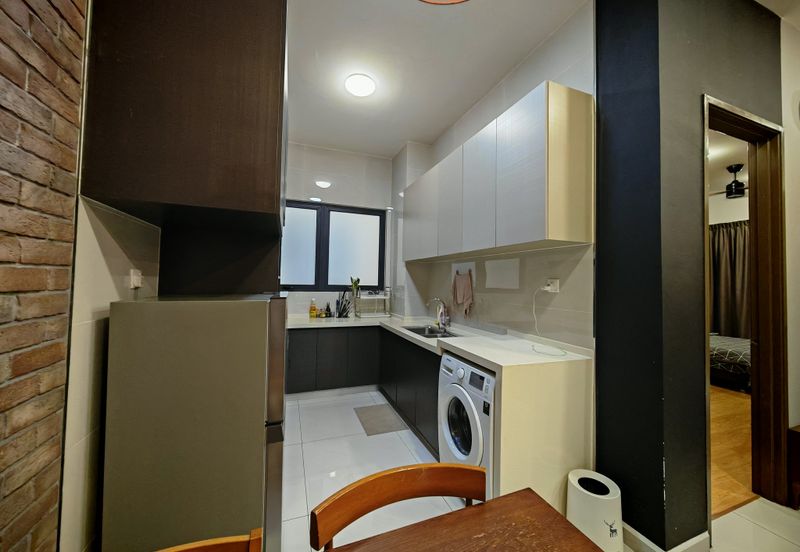 Baypoint @ Country Garden Danga Bay