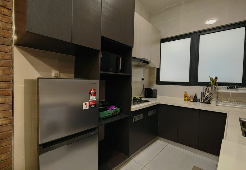 Baypoint @ Country Garden Danga Bay